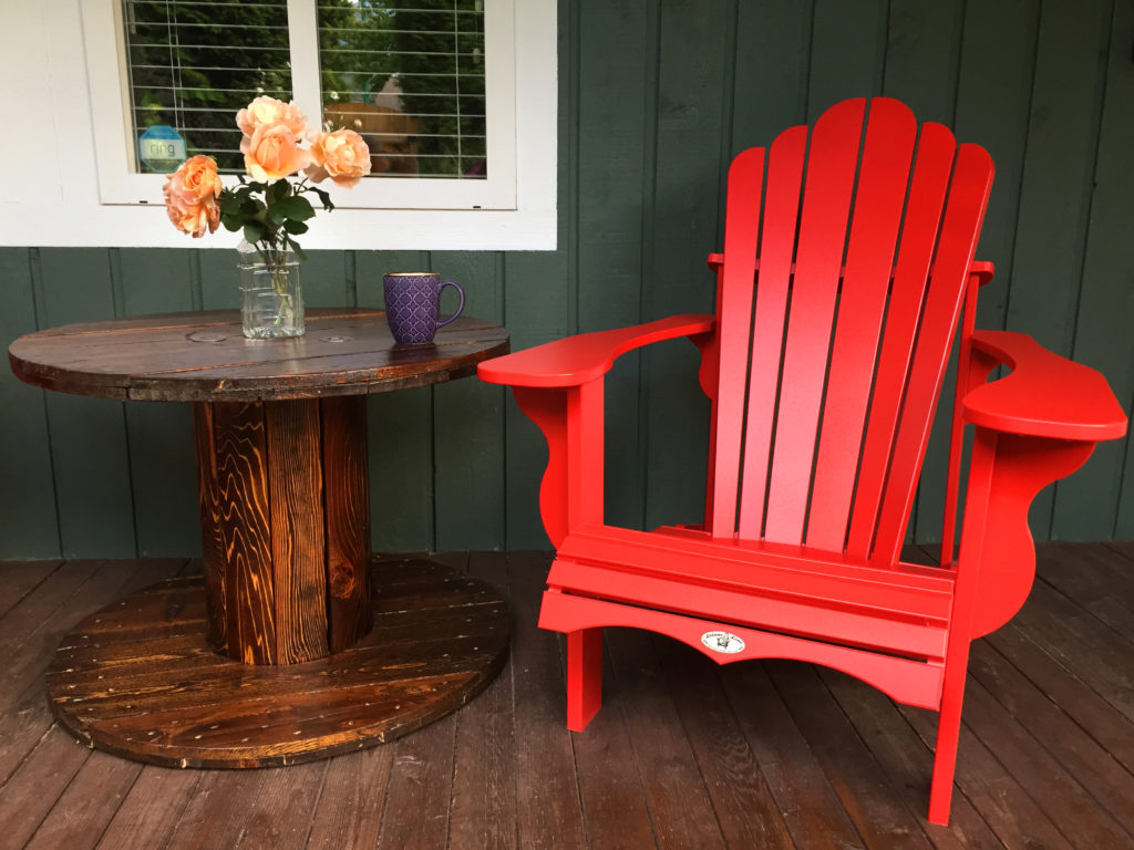 Cable spool patio table and chair