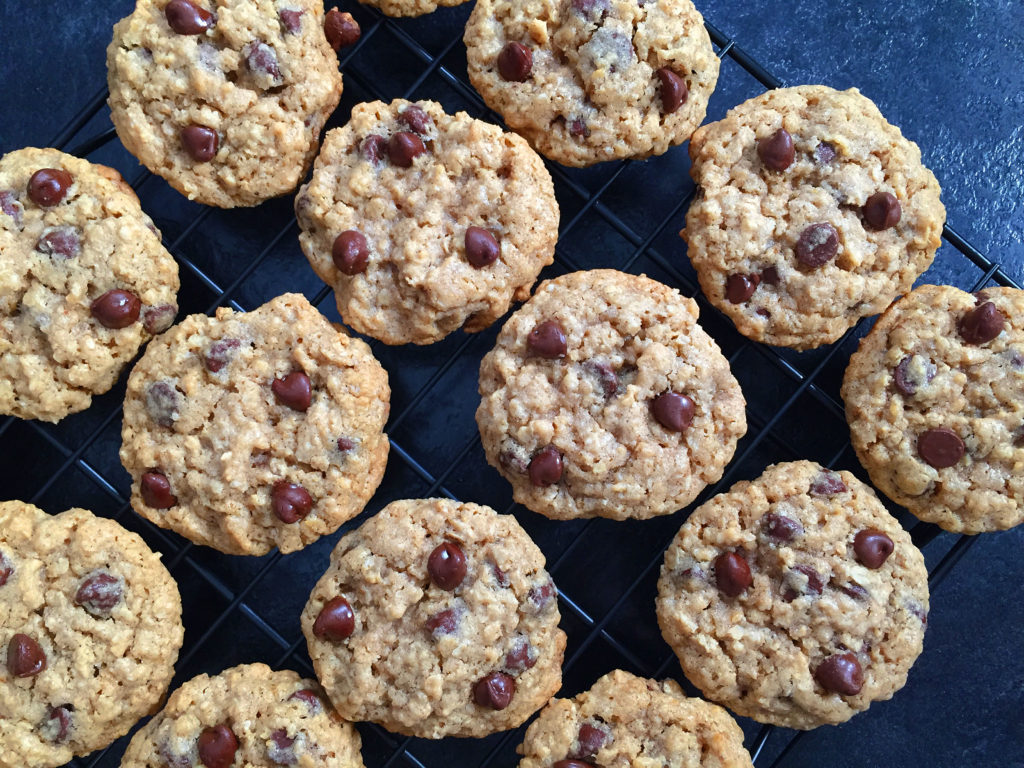 fresh baked chocolate chip oatmeal cookies