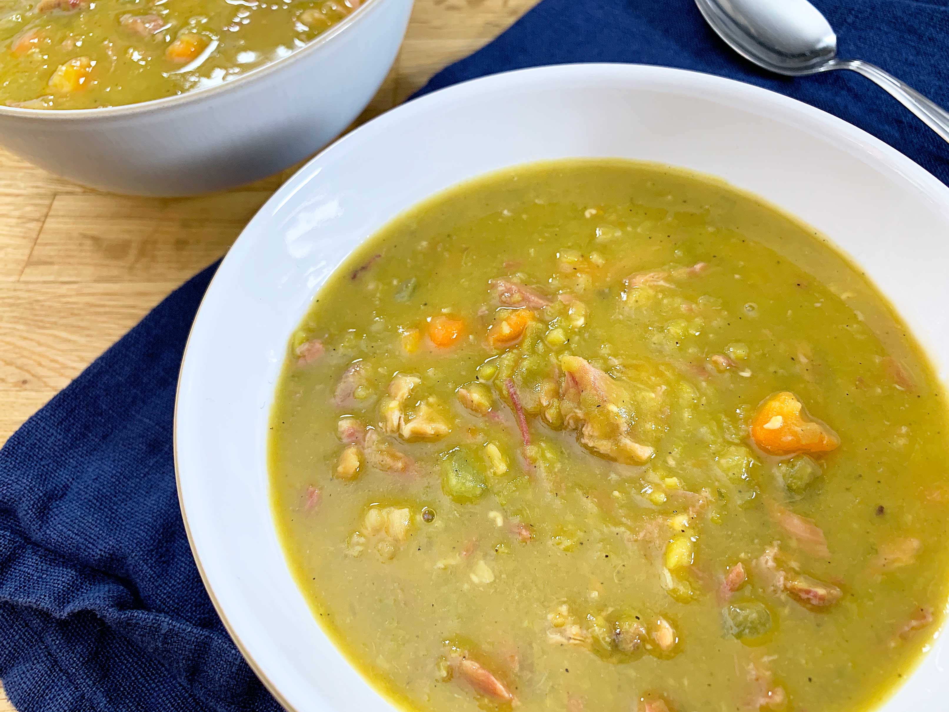 Split pea store and ham soup