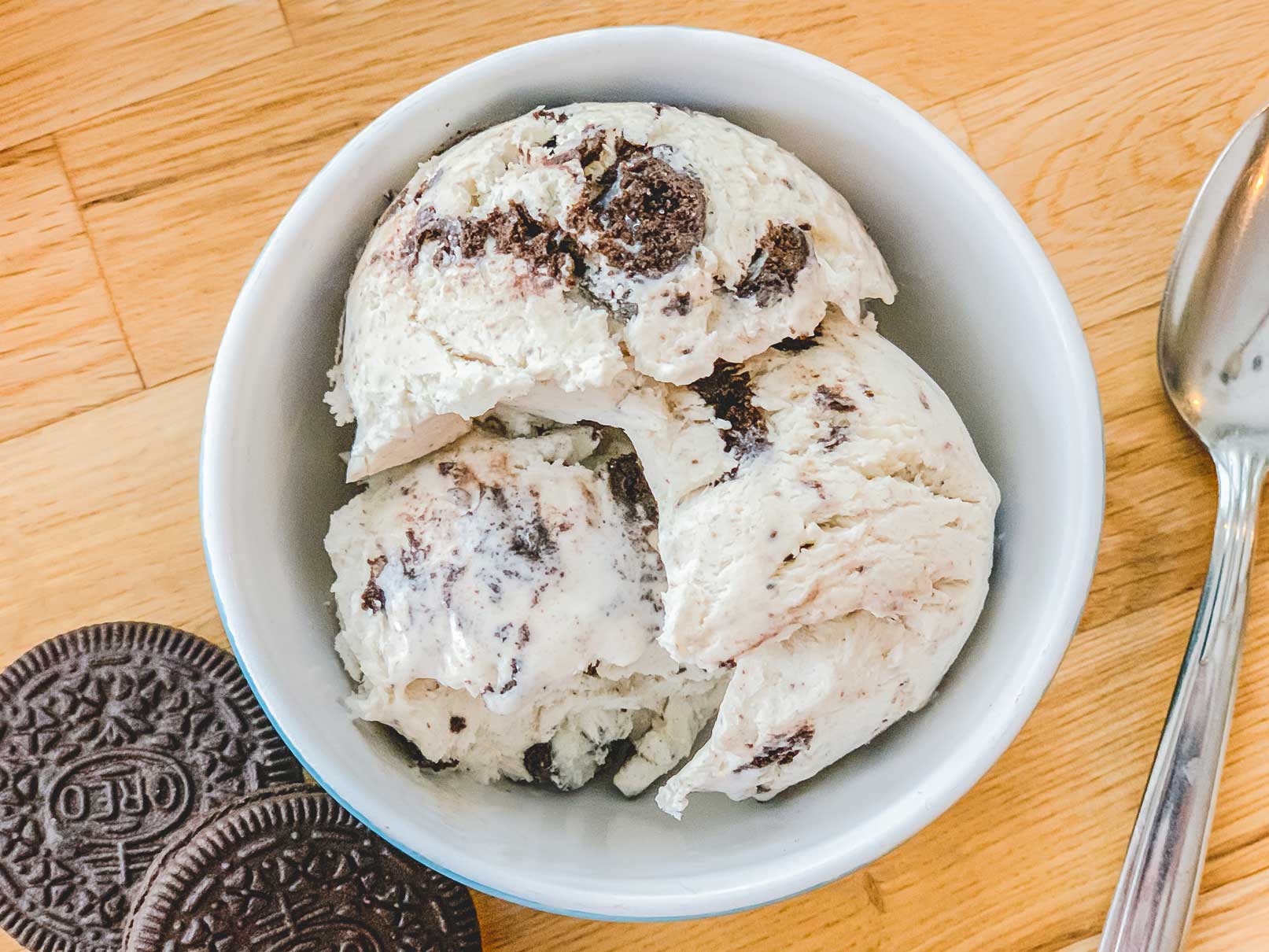 overhead shot of oreo cookie ice cream in a bowl